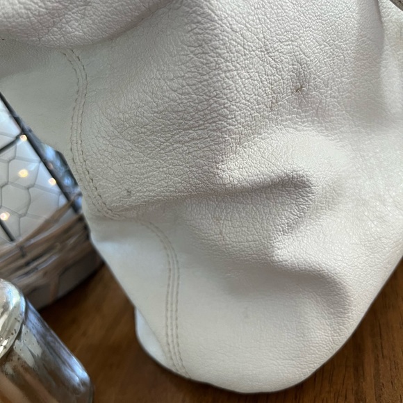 Michael Kors Handbag - Picture 6 of 16